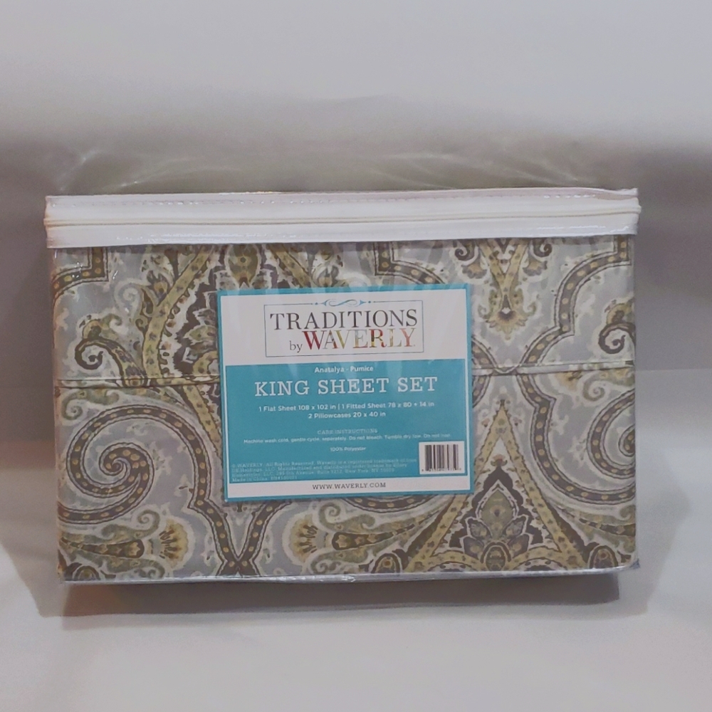 SOLD on OfferUp - NWB - Microfiber King Sheet Set